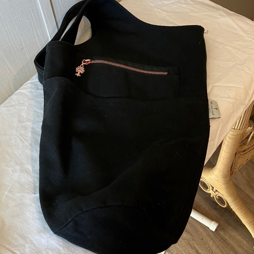 Oak and reed black crossbody yoga bag